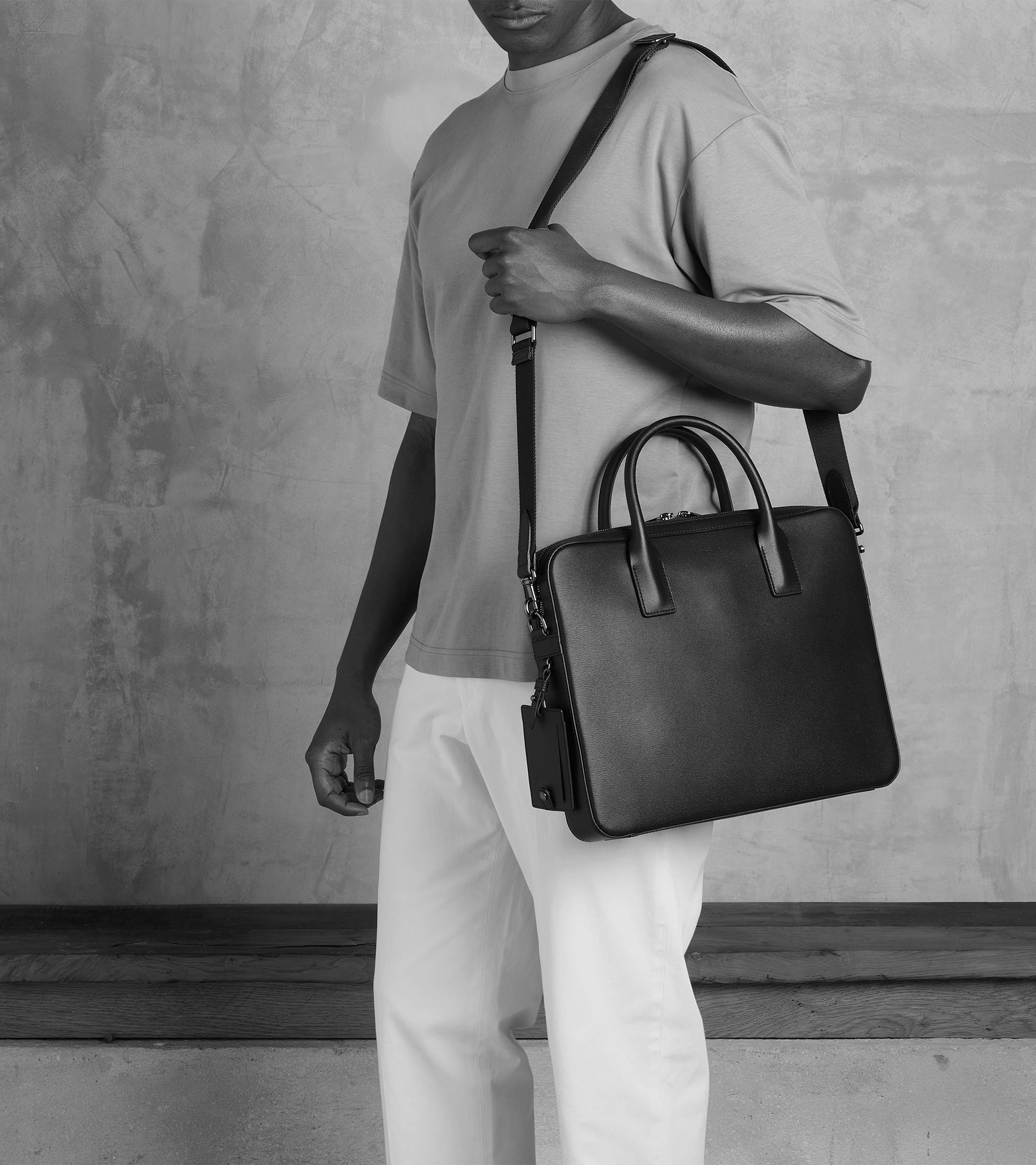 Portadocumentos slim 14 Emile de piel con corcho